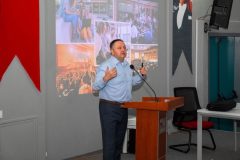 Emekli Tuğgeneral Berat Acar, Antalya Belek Üniversitesi’nde gençlere “Değerli Ol, Varlığını Hisset” konulu seminer verdi!